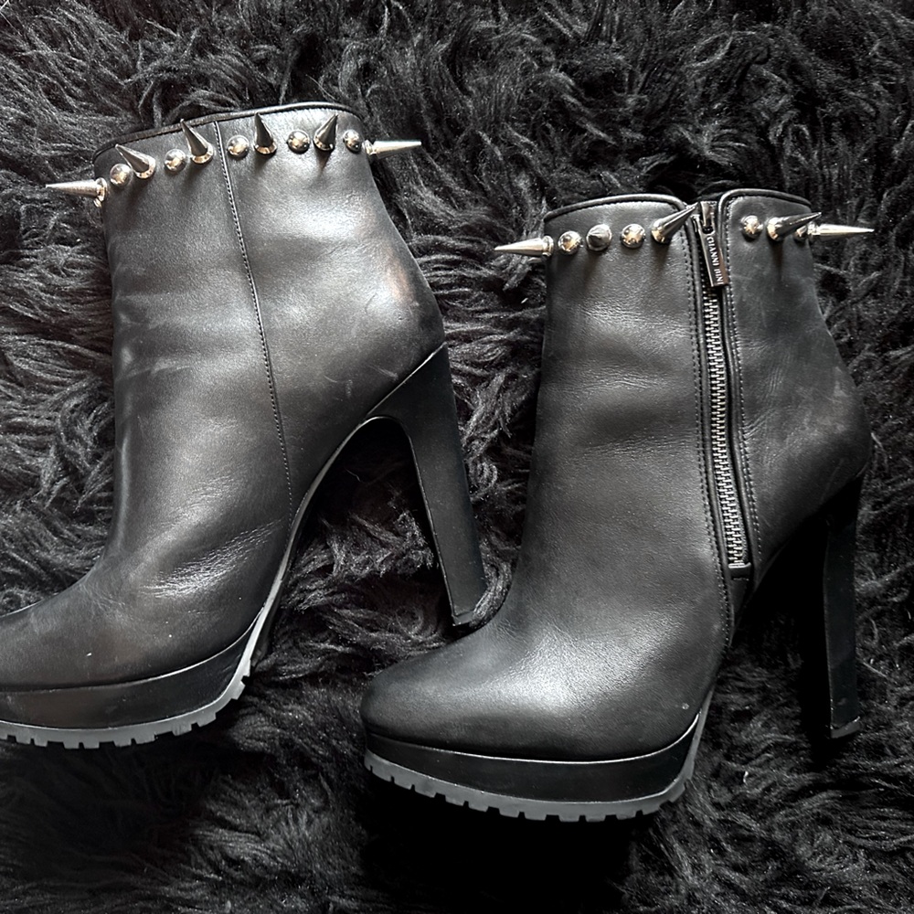 GIANNI BINI ROCK SPIKED BOOTS